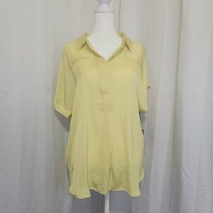 Vince Camuto Size Medium Yellow/green Women's Top